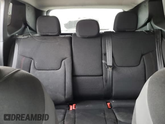 ✅ 2021 Jeep Renegade Trailhawk • VIN: ZACNJDC16MPM92268 • Lot: 51548315. Listed on Copart with 34,842 mi. Free auction sales archive from the USA and detailed vehicle history report at DreamBid. Image 10.