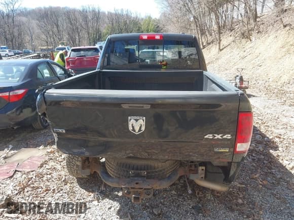 ✅ 2009 Dodge 1500 TRX • VIN: 1D3HV18P69S723596 • Lot: 41908314. Wystawiony na IAAI z przebiegiem 95 076 mil. Bezpłatny archiwum sprzedaży aukcyjnych z USA i szczegółowy raport historii pojazdu na DreamBid. Zdjęcie 17.