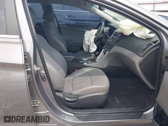 2011 Hyundai Sonata SE с VIN 5NPEC4AB5BH210765, выставлен на аукционе IAAI как лот 42061323 с пробегом 147 900 миль миль и . История ставок и продаж доступна на DreamBid. Изображение 5.