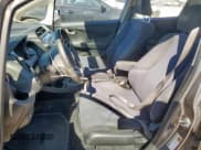 ✅ 2013 Honda Fit Sport • VIN: JHMGE8H58DC077233 • Lot: 92229815. Wystawiony na Copart z przebiegiem 103 977 mil. Bezpłatny archiwum sprzedaży aukcyjnych z USA i szczegółowy raport historii pojazdu na DreamBid. Zdjęcie 7.