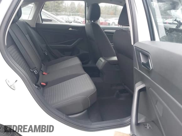 ✅ 2025 Volkswagen Jetta S • VIN: 3VW5X7BU8SM111662 • Lot: 43772434. Listed on IAAI with 523 mi. Free auction sales archive from the USA and detailed vehicle history report at DreamBid. Image 8.