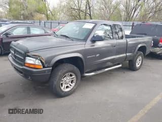 ✅ 2002 Dodge Dakota • VIN: 1B7GG12X42S626801 • Lot: 41992815. Wystawiony na IAAI z przebiegiem 110 599 mil. Bezpłatny archiwum sprzedaży aukcyjnych z USA i szczegółowy raport historii pojazdu na DreamBid. Zdjęcie 2.