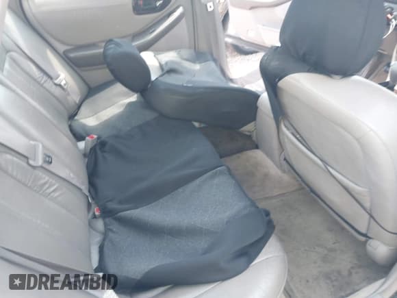 ✅ 1999 Toyota Avalon XL • VIN: 4T1BF18B4XU321279 • Lot: 42726733. Listed on IAAI with 232,187 mi. Free auction sales archive from the USA and detailed vehicle history report at DreamBid. Image 8.