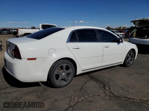 ✅ 2011 Chevrolet Malibu 1LT • VIN: 1G1ZC5EU5BF340986 • Lot: 90142615. Listed on Copart with 160,579 mi. Free auction sales archive from the USA and detailed vehicle history report at DreamBid. Image 3.