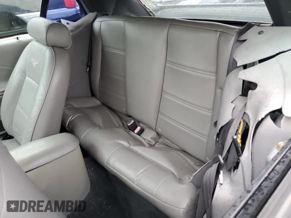 ✅ 2004 Ford Mustang Deluxe • VIN: 1FAFP44614F132706 • Лот: 80920275. Опубликован ранее на Copart с пробегом 137 564 миль. Бесплатный доступ к архиву аукционных продаж из США и подробный отчёт об истории автомобиля на DreamBid. Изображение 10.