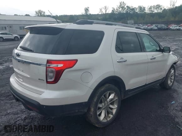 ✅ 2011 Ford Explorer Limited • VIN: 1FMHK8F89BGA10072 • Lot: 43314722. Wystawiony na IAAI z przebiegiem Nie podano. Bezpłatny archiwum sprzedaży aukcyjnych z USA i szczegółowy raport historii pojazdu na DreamBid. Zdjęcie 4.