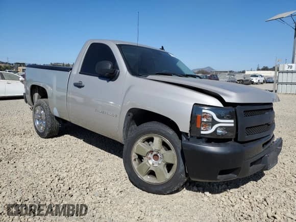 ✅ 2007 Chevrolet Silverado 1500 Work Truck • VIN: 1GCEC14X97Z612357 • Лот: 71553585. Опубликован ранее на Copart с пробегом 182 324 миль. Бесплатный доступ к архиву аукционных продаж из США и подробный отчёт об истории автомобиля на DreamBid. Изображение 4.