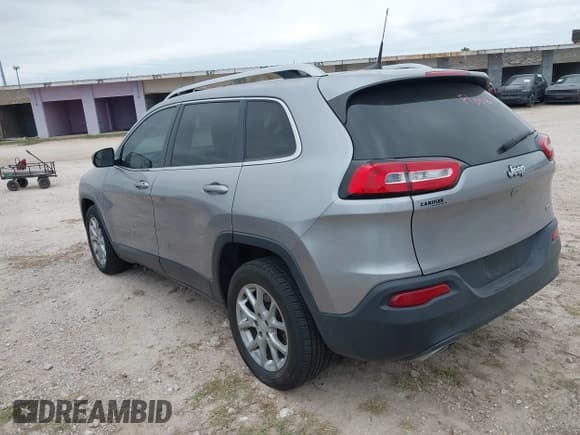 ✅ 2018 Jeep Cherokee Latitude • VIN: 1C4PJLCX4JD559096 • Lot: 41925282. Listed on IAAI with 127,488 mi. Free auction sales archive from the USA and detailed vehicle history report at DreamBid. Image 3.