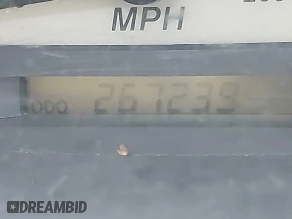 ✅ 2001 Toyota ECHO • VIN: JTDBT123810134933 • Lot: 43709119. Listed on IAAI with 267,239 mi. Free auction sales archive from the USA and detailed vehicle history report at DreamBid. Image 15.