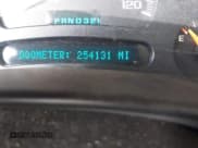 ✅ 2004 Chevrolet Suburban LT • VIN: 1GNEC16Z34J133058 • Лот: 41200786. Опубликован ранее на IAAI с пробегом 254 131 миль. Бесплатный доступ к архиву аукционных продаж из США и подробный отчёт об истории автомобиля на DreamBid. Изображение 16.