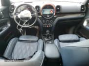 ✅ 2024 MINI Countryman Cooper S • VIN: WMZ53BR08R3R48394 • Lot: 70785384. Listed on Copart with 32,453 mi. Free auction sales archive from the USA and detailed vehicle history report at DreamBid. Image 8.