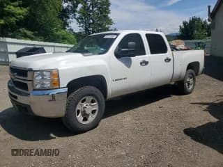 ✅ 2009 Chevrolet Silverado 2500HD Work Truck • VIN: 1GCHC43K29F130600 • Лот: 63311565. Опубликован ранее на Copart с пробегом Не указан. Бесплатный доступ к архиву аукционных продаж из США и подробный отчёт об истории автомобиля на DreamBid. Изображение 1.