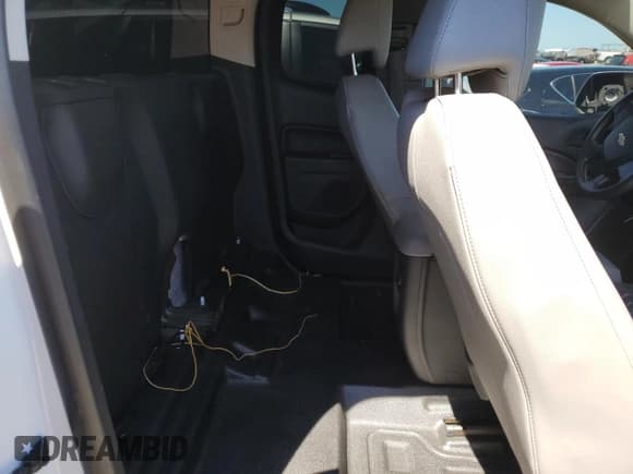 ✅ 2015 Chevrolet Colorado 2WD • VIN: 1GCHS1EA3F1151695 • Лот: 67546624. Опубликован ранее на Copart с пробегом 121 767 миль. Бесплатный доступ к архиву аукционных продаж из США и подробный отчёт об истории автомобиля на DreamBid. Изображение 10.