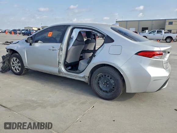 ✅ 2022 Toyota Corolla LE • VIN: 5YFEPMAE1NP331377 • Lot: 93260305. Wystawiony na Copart z przebiegiem 88 285 mil. Bezpłatny archiwum sprzedaży aukcyjnych z USA i szczegółowy raport historii pojazdu na DreamBid. Zdjęcie 2.