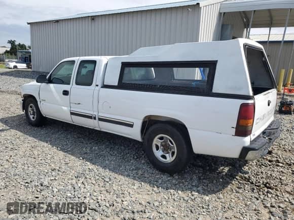 2002 Chevrolet Silverado 1500 with VIN 1GCEC19T92E105982, listed as a Copart auction lot 68452954 with Not provided miles and Salvage title. Bid and sale history available at DreamBid. Image 2.