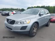 ✅ 2013 Volvo XC60 T6 • VIN: YV4902DZ0D2467664 • Лот: 43231573. Опубликован ранее на IAAI с пробегом 127 013 миль. Бесплатный доступ к архиву аукционных продаж из США и подробный отчёт об истории автомобиля на DreamBid. Изображение 2.