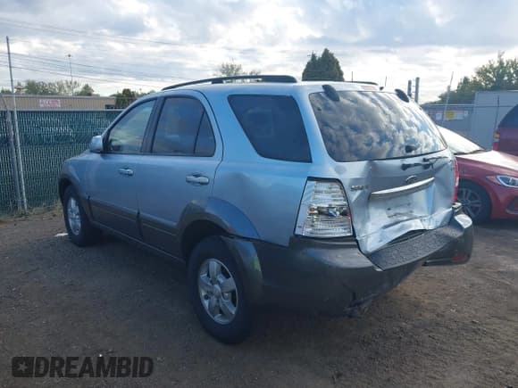 ✅ 2008 Kia Sorento EX • VIN: KNDJC736X85763419 • Lot: 43371998. Listed on IAAI with 194,298 mi. Free auction sales archive from the USA and detailed vehicle history report at DreamBid. Image 3.