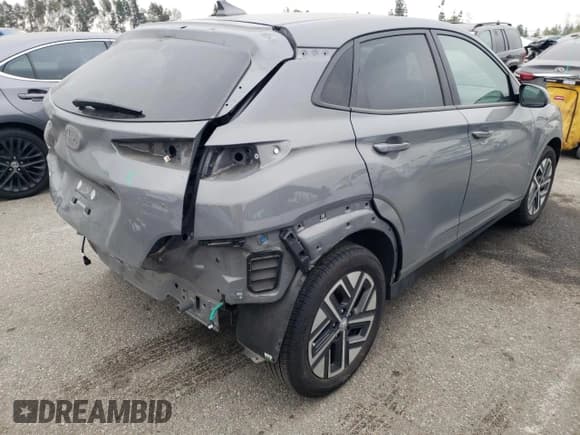 ✅ 2023 Hyundai Kona SEL • VIN: KM8K33AG0PU173383 • Лот: 53988514. Опубликован ранее на Copart с пробегом 21 244 миль. Бесплатный доступ к архиву аукционных продаж из США и подробный отчёт об истории автомобиля на DreamBid. Изображение 3.