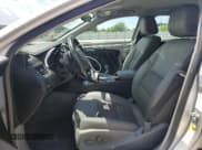 ✅ 2018 Chevrolet Impala LT • VIN: 2G1105SA0J9164033 • Лот: 61465184. Опубликован ранее на Copart с пробегом 104 208 миль. Бесплатный доступ к архиву аукционных продаж из США и подробный отчёт об истории автомобиля на DreamBid. Изображение 7.