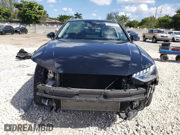 ✅ 2020 Audi allroad A4 Prestige • VIN: WA19NAF4XLA065410 • Lot: 44460274. Listed on Copart with 39,136 mi. Free auction sales archive from the USA and detailed vehicle history report at DreamBid. Image 5.