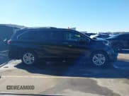 ✅ 2022 Toyota Sienna XSE • VIN: 5TDXSKFC2NS044270 • Lot: 43699989. Listed on IAAI with 5,561 mi. Free auction sales archive from the USA and detailed vehicle history report at DreamBid. Image 13.