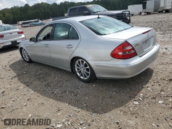 ✅ 2005 Mercedes-Benz E 500 • VIN: WDBUF83J95X165951 • Lot: 85575635. Listed on Copart with Not provided. Free auction sales archive from the USA and detailed vehicle history report at DreamBid. Image 2.