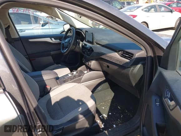 ✅ 2020 Ford Escape SE • VIN: 1FMCU0G60LUB06677 • Лот: 43384391. Опубликован ранее на IAAI с пробегом 43 087 миль. Бесплатный доступ к архиву аукционных продаж из США и подробный отчёт об истории автомобиля на DreamBid. Изображение 5.