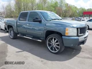 ✅ 2008 Chevrolet Silverado 1500 LS • VIN: 3GCEC13C48G195875 • Lot: 41952456. Listed on IAAI with 302,913 mi. Free auction sales archive from the USA and detailed vehicle history report at DreamBid. Image 1.