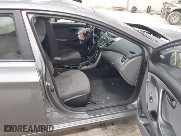 2014 Hyundai Elantra SE с VIN 5NPDH4AE0EH458966, выставлен на аукционе IAAI как лот 43398721 с пробегом 107 775 миль миль и . История ставок и продаж доступна на DreamBid. Изображение 5.