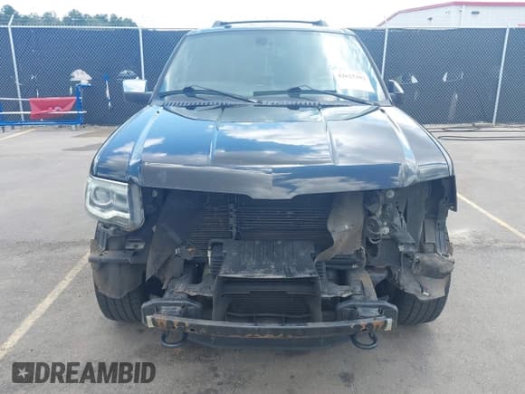 ✅ 2015 Lincoln Navigator • VIN: 5LMJJ2HT5FEJ04516 • Лот: 42625303. Опубликован ранее на IAAI с пробегом 136 765 миль. Бесплатный доступ к архиву аукционных продаж из США и подробный отчёт об истории автомобиля на DreamBid. Изображение 13.