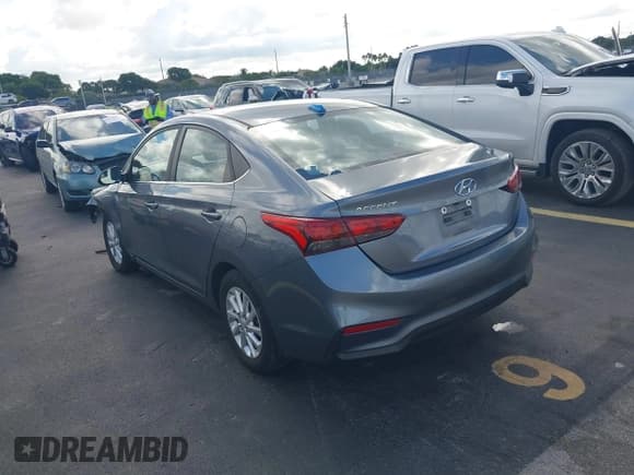 ✅ 2020 Hyundai Accent SE • VIN: 3KPC24A61LE111671 • Lot: 43512110. Listed on IAAI with 56,920 mi. Free auction sales archive from the USA and detailed vehicle history report at DreamBid. Image 3.