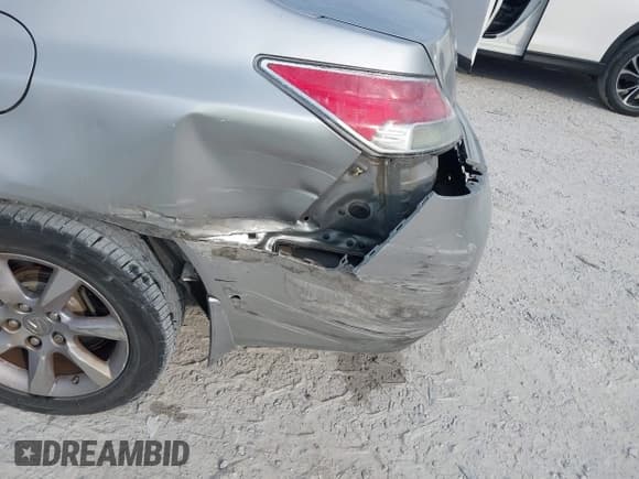 ✅ 2013 Acura TL • VIN: 19UUA8F27DA016767 • Lot: 42082878. Listed on IAAI with 121,058 mi. Free auction sales archive from the USA and detailed vehicle history report at DreamBid. Image 6.