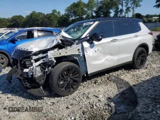 2024 Mitsubishi Outlander SEL with VIN JA4J4WA81RZ072036, listed as a Copart auction lot 70054595 with 19,922 mi miles and Salvage title. Bid and sale history available at DreamBid. Image 1.