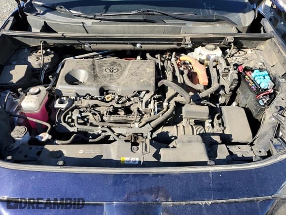 ✅ 2021 Toyota RAV4 Hybrid XSE • VIN: 4T3E6RFV3MU007439 • Lot: 87115745. Listed on Copart with 68,471 mi. Free auction sales archive from the USA and detailed vehicle history report at DreamBid. Image 12.