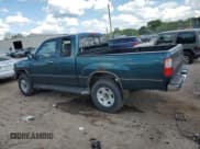 ✅ 1997 Toyota T100 SR5 • VIN: JT4UN24D3V0050569 • Лот: 56360705. Опубликован ранее на Copart с пробегом 156 355 миль. Бесплатный доступ к архиву аукционных продаж из США и подробный отчёт об истории автомобиля на DreamBid. Изображение 2.