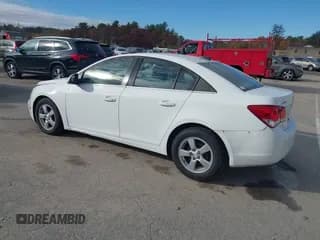 ✅ 2016 Chevrolet Cruze LT • VIN: 1G1PE5SB3G7125998 • Lot: 43534995. Wystawiony na IAAI z przebiegiem 92 465 mil. Bezpłatny archiwum sprzedaży aukcyjnych z USA i szczegółowy raport historii pojazdu na DreamBid. Zdjęcie 3.