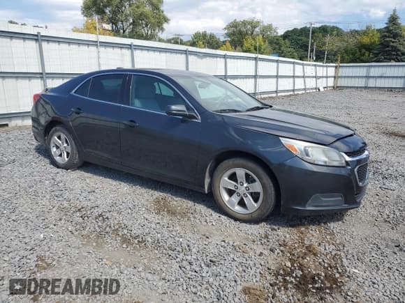 ✅ 2015 Chevrolet Malibu LS • VIN: 1G11B5SL4FF277607 • Лот: 70853345. Опубликован ранее на Copart с пробегом Не указан. Бесплатный доступ к архиву аукционных продаж из США и подробный отчёт об истории автомобиля на DreamBid. Изображение 4.