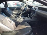 ✅ 2020 Ford Mustang EcoBoost Premium • VIN: 1FATP8UH8L5138728 • Lot: 43512721. Wystawiony na IAAI z przebiegiem 137 221 mil. Bezpłatny archiwum sprzedaży aukcyjnych z USA i szczegółowy raport historii pojazdu na DreamBid. Zdjęcie 5.