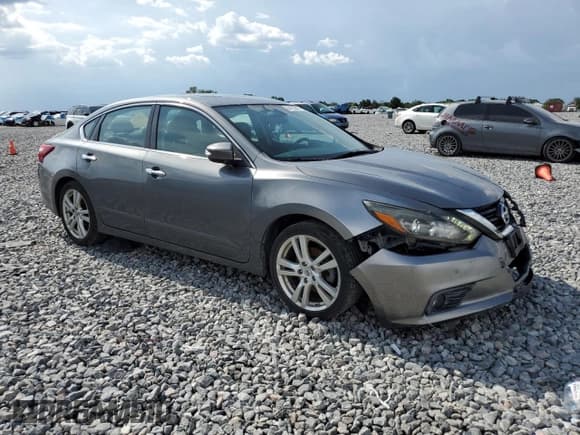 ✅ 2016 Nissan Altima SL • VIN: 1N4BL3AP1GC255526 • Lot: 64193945. Wystawiony na Copart z przebiegiem 135 495 mil. Bezpłatny archiwum sprzedaży aukcyjnych z USA i szczegółowy raport historii pojazdu na DreamBid. Zdjęcie 4.