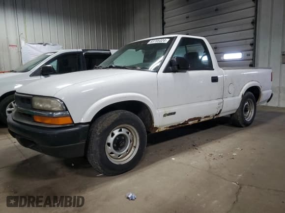 ✅ 1999 Chevrolet S-10 • VIN: 1GCCS1448X8133806 • Лот: 83705324. Опубликован ранее на Copart с пробегом Не указан. Бесплатный доступ к архиву аукционных продаж из США и подробный отчёт об истории автомобиля на DreamBid. Изображение 1.