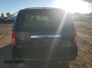 ✅ 2010 Chrysler Town & Country Touring Plus • VIN: 2A4RR8DX1AR442127 • Lot: 82341335. Wystawiony na Copart z przebiegiem 225 482 mil. Bezpłatny archiwum sprzedaży aukcyjnych z USA i szczegółowy raport historii pojazdu na DreamBid. Zdjęcie 6.