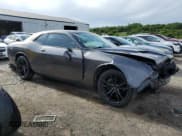 ✅ 2018 Dodge Challenger SXT Plus • VIN: 2C3CDZAG2JH276862 • Lot: 58444714. Wystawiony na Copart z przebiegiem 48 227 mil. Bezpłatny archiwum sprzedaży aukcyjnych z USA i szczegółowy raport historii pojazdu na DreamBid. Zdjęcie 4.