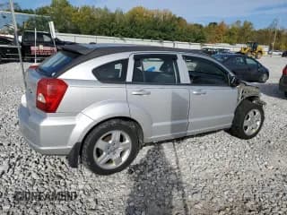 ✅ 2009 Dodge Caliber SXT • VIN: 1B3HB48A09D108126 • Лот: 75052264. Опубликован ранее на Copart с пробегом 83 363 миль. Бесплатный доступ к архиву аукционных продаж из США и подробный отчёт об истории автомобиля на DreamBid. Изображение 3.