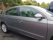 ✅ 2006 Volkswagen Passat 2.0T • VIN: WVWEK73C16P070458 • Lot: 42031577. Listed on IAAI with 84,171 mi. Free auction sales archive from the USA and detailed vehicle history report at DreamBid. Image 13.