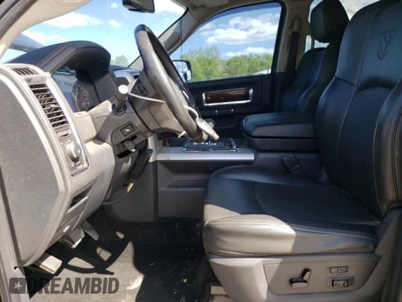 ✅ 2009 Dodge 1500 SLT • VIN: 1D3HV13T39J533877 • Lot: 56749435. Wystawiony na Copart z przebiegiem 150 669 mil. Bezpłatny archiwum sprzedaży aukcyjnych z USA i szczegółowy raport historii pojazdu na DreamBid. Zdjęcie 7.