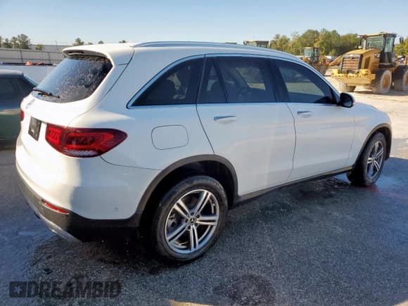 ✅ 2021 Mercedes-Benz GLC 300 • VIN: W1N0G8DB7MF870068 • Lot: 90105265. Wystawiony na Copart z przebiegiem 113 267 mil. Bezpłatny archiwum sprzedaży aukcyjnych z USA i szczegółowy raport historii pojazdu na DreamBid. Zdjęcie 3.