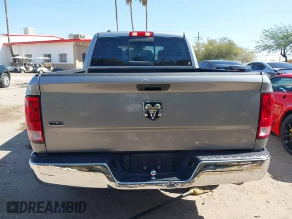 2019 Ram 1500 Big Horn z VIN 1C6RR6TT0KS712030, wystawiony jako IAAI lot #42488959 z przebiegiem 81 612 mil mil oraz . Historia ofert i sprzedaży dostępna na DreamBid. Obrazek 16.