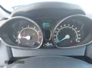 ✅ 2016 Ford Fiesta SE • VIN: 3FADP4BJ6GM184903 • Lot: 43811177. Wystawiony na IAAI z przebiegiem 97 358 mil. Bezpłatny archiwum sprzedaży aukcyjnych z USA i szczegółowy raport historii pojazdu na DreamBid. Zdjęcie 7.