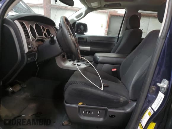 ✅ 2012 Toyota Tundra • VIN: 5TFDY5F16CX240396 • Lot: 52050995. Wystawiony na Copart z przebiegiem 170 824 mil. Bezpłatny archiwum sprzedaży aukcyjnych z USA i szczegółowy raport historii pojazdu na DreamBid. Zdjęcie 7.