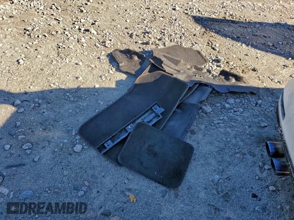 ✅ 2014 BMW 3 Series 328i xDrive • VIN: WBA3B5G54ENS09982 • Lot: 94052845. Listed on Copart with 204,437 mi. Free auction sales archive from the USA and detailed vehicle history report at DreamBid. Image 12.